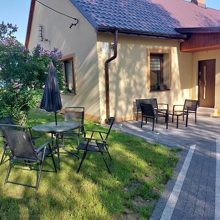 Lawendowy Zakatek Lägenhet Graboszyce Exteriör bild